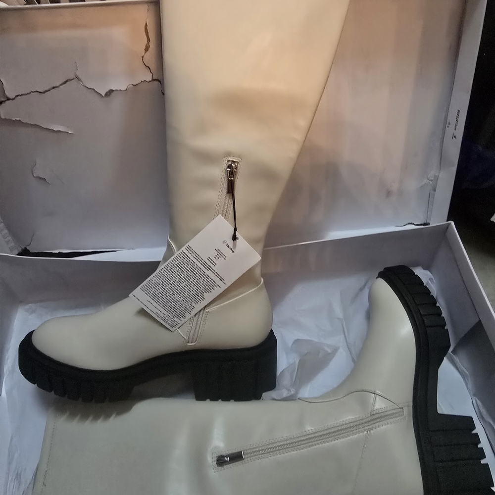 Stylish Women's Knee-High Boots in Cream, Zip Up, Chilunky Heel. The Drop, New
